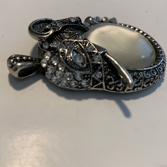 Crystal elephant pendant - Picture 4 of 4